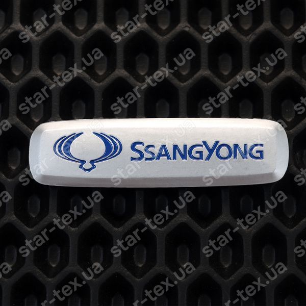 Металлический логотип для автомобильных ковриков Ssang Yong 17193-04-46-00 фото 2