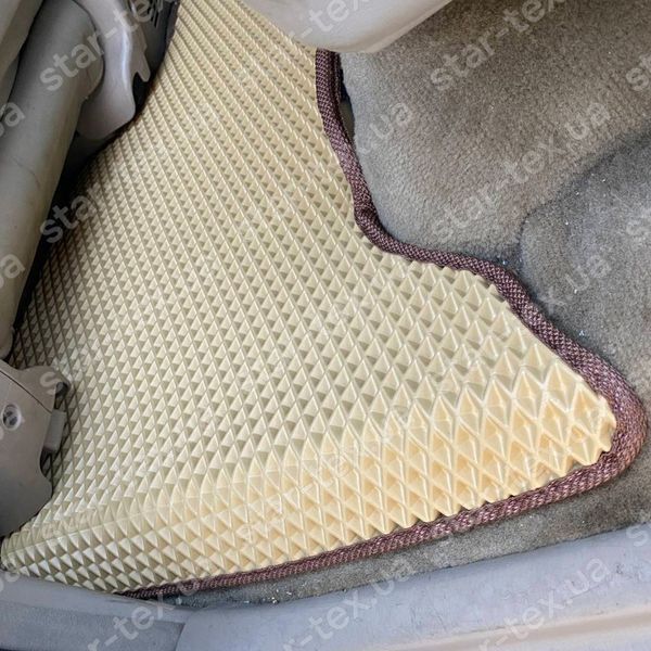 Комплект ковриков EVA/Ромб в салон на Toyota Land Cruiser 100 (1998 - 2007) левый руль Черный/Черный 12886-01-21-41 фото 12