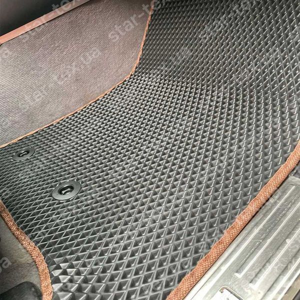 Комплект ковриков EVA/Ромб в салон на Toyota Land Cruiser 200 (2007 - 2015) Черный/Черный 12899-01-21-41 фото 9