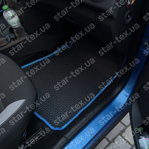 Комплект ковриков в салон на Dacia Sandero Stepway II (2012 - 2020) EVA/Ромб Черный/Черный 16267-01-21-41 фото 14