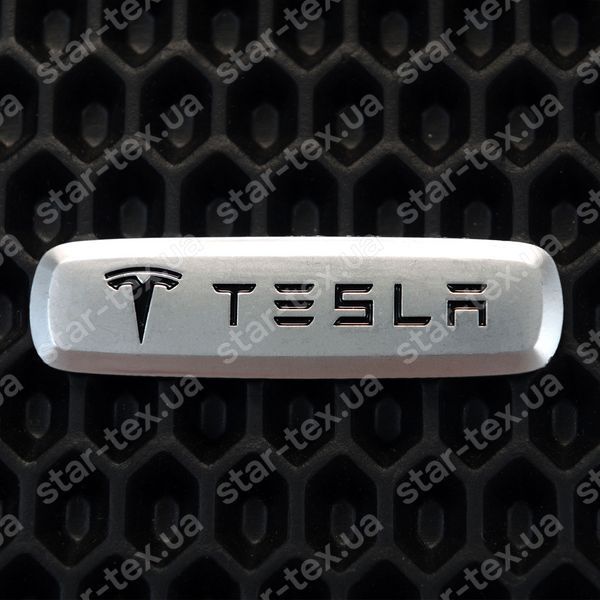 Металлический логотип для автомобильных ковриков Tesla 17193-04-49-00 фото 2