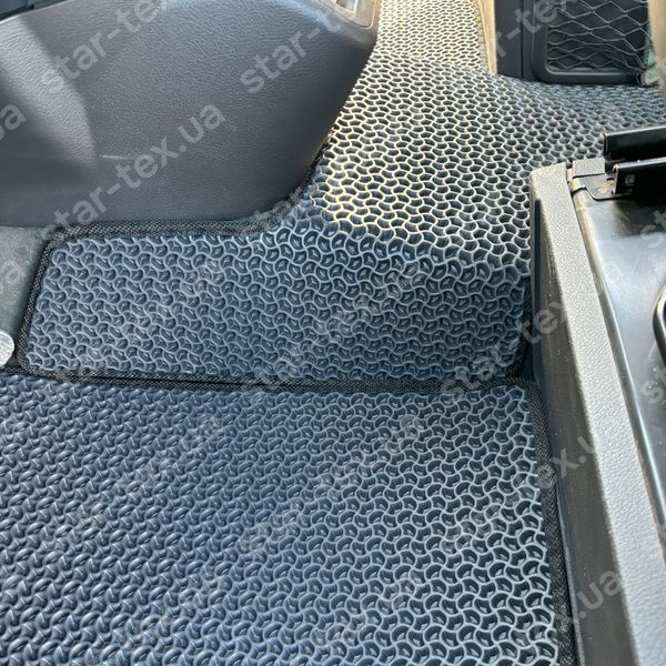 Комплект килимків на 1-й рядок на Mercedes-Benz Vito W639 (2003 - 2014) 1+1 EVA/Ромб Чорний/Чорний 15395-01-21-41 зображення 4