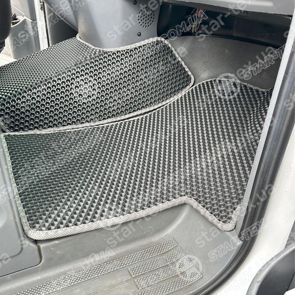 Комплект килимків на 1-й рядок на Mercedes-Benz Vito W639 (2003 - 2014) 1+1 EVA/Ромб Чорний/Чорний 15395-01-21-41 зображення 21