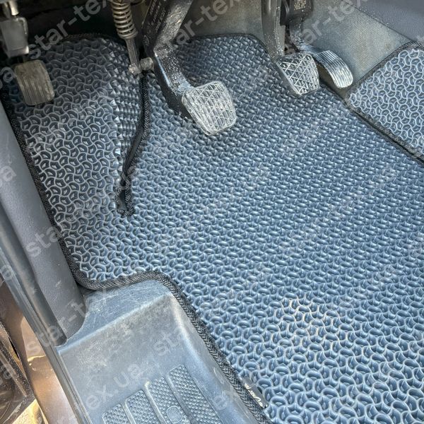 Комплект килимків на 1-й рядок на Mercedes-Benz Vito W639 (2003 - 2014) 1+1 EVA/Ромб Чорний/Чорний 15395-01-21-41 зображення 3