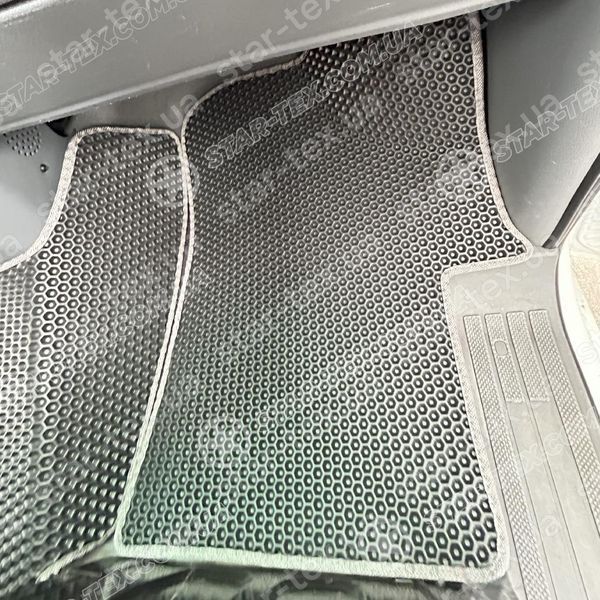 Комплект килимків на 1-й рядок на Mercedes-Benz Vito W639 (2003 - 2014) 1+1 EVA/Ромб Чорний/Чорний 15395-01-21-41 зображення 24