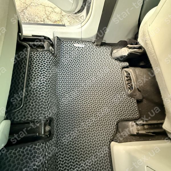 Комплект килимків EVA/Ромб до салону на Toyota Prius V (2011 - 2021) Чорний/Чорний 12933-01-21-41 зображення 28
