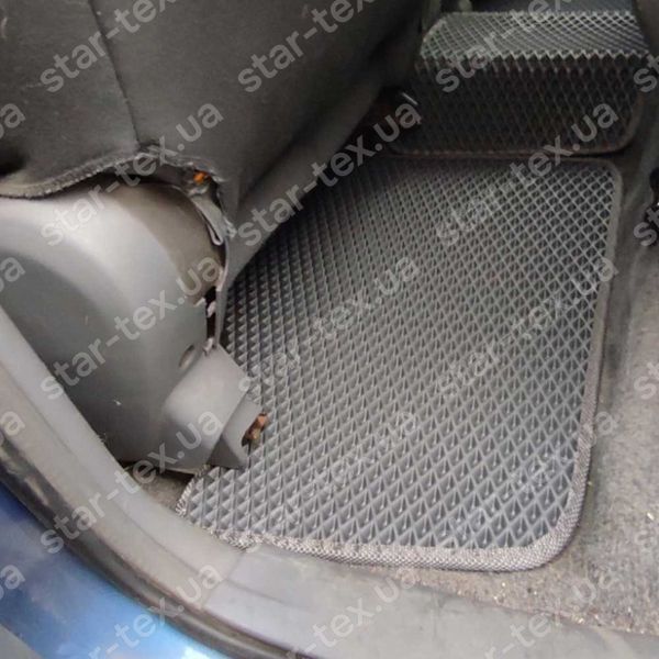 Комплект килимків EVA/Ромб до салону на Toyota RAV4 II (XA20) (2000 - 2005) 5-ти дверний Чорний/Чорний 14819-01-21-41 зображення 5