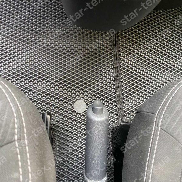 Комплект ковриков на 1-й ряд на Renault Trafic III (2014 - ) 1+2 EVA/Ромб Черный/Черный 16314-01-21-41 фото 4
