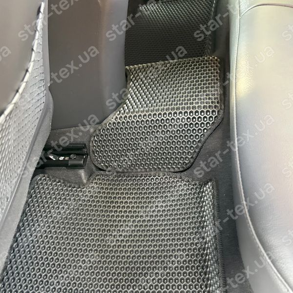 Комплект ковриков в салон на Hyundai Ioniq EV (2019 - 2022) EU EVA/Ромб Черный/Черный 17115-01-21-41 фото 13