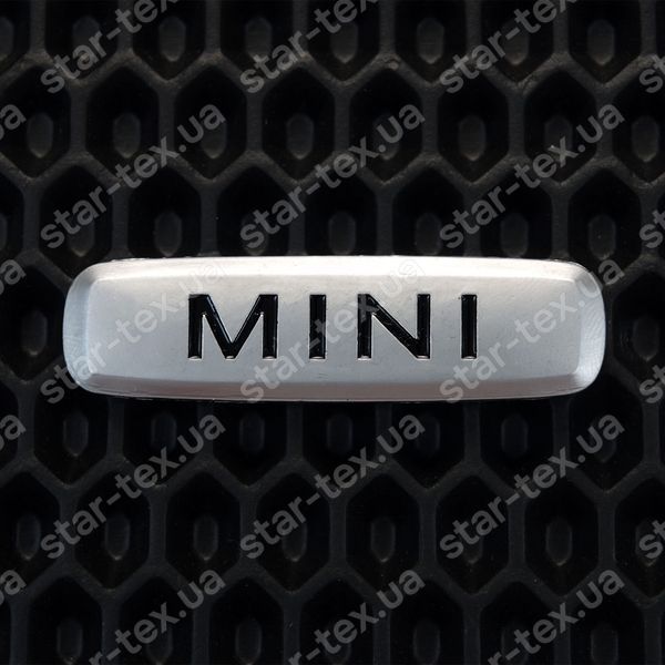 Металлический логотип для автомобильных ковриков MINI 17193-04-54-00 фото 2