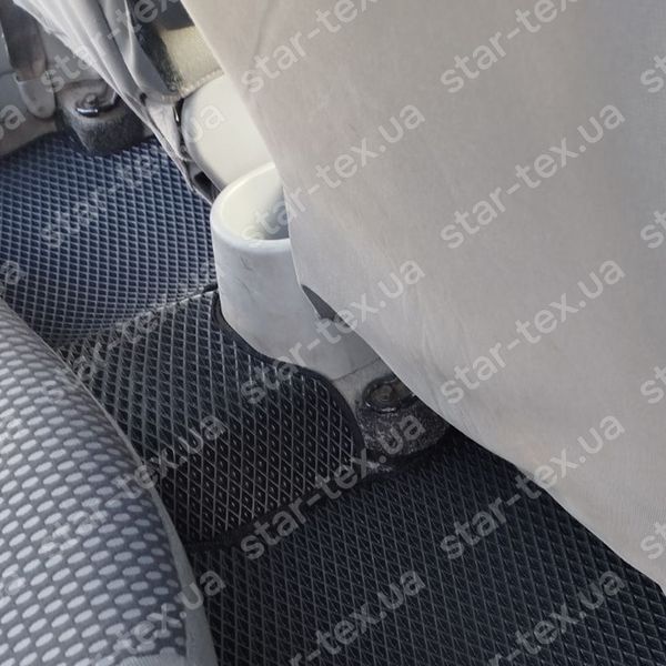 Комплект килимків до салону на Hyundai Accent III (MC) (2005 - 2010) седан EVA/Ромб Чорний/Чорний 15435-01-21-41 зображення 9