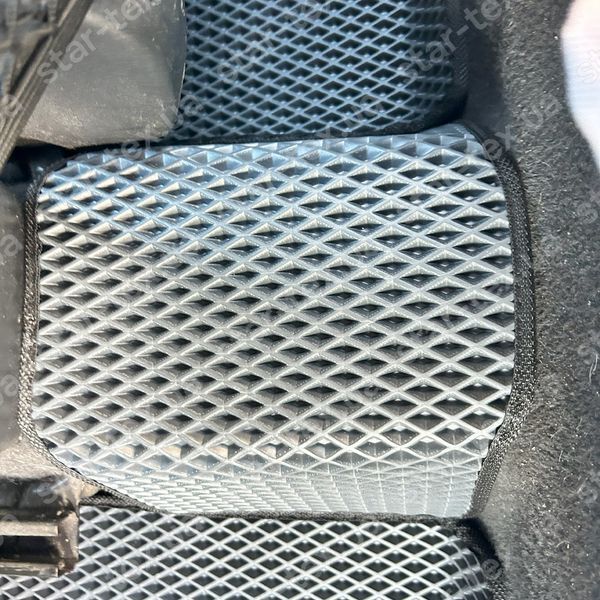 Комплект ковриков EVA/Ромб в салон на Toyota Corolla IX (E120/130) (2002 - 2007) Черный/Черный 14796-01-21-41 фото 17