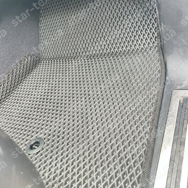 Комплект килимків EVA/Ромб до салону на Toyota Land Cruiser 200 (2015 - 2021) Чорний/Чорний 17344-01-21-41 зображення 8