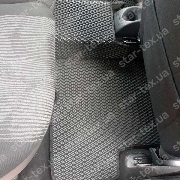Комплект ковриков в салон на Dacia Logan I (2004 - 2012) EVA/Ромб Черный/Черный 10585-01-21-41 фото 5