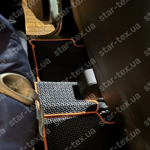 Комплект ковриков в салон на Renault Zoe EV (2019 - ) EVA/Ромб Черный/Черный 15660-01-21-41 фото 4