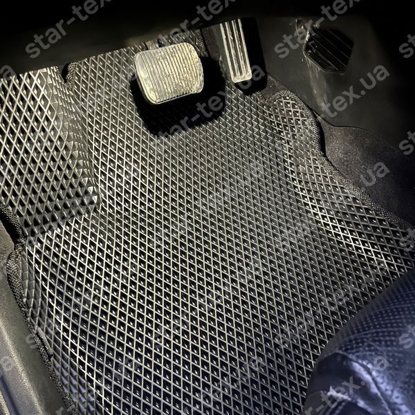 Комплект ковриков в салон на Ford Mondeo III (2000 - 2007) вариант 1 EVA/Ромб Черный/Черный 10721-01-21-41 фото 2