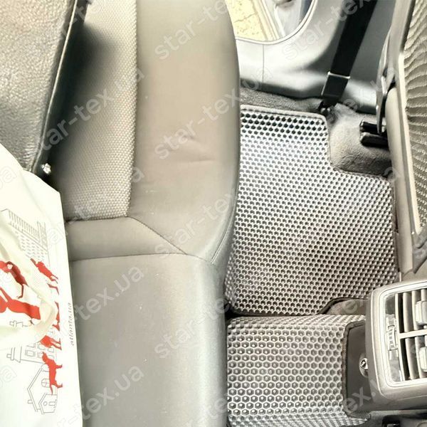 Комплект килимків EVA/Ромб до салону на Audi Q3 (8U) I (2011 - 2019) EU Чорний/Чорний 16803-01-21-41 зображення 25