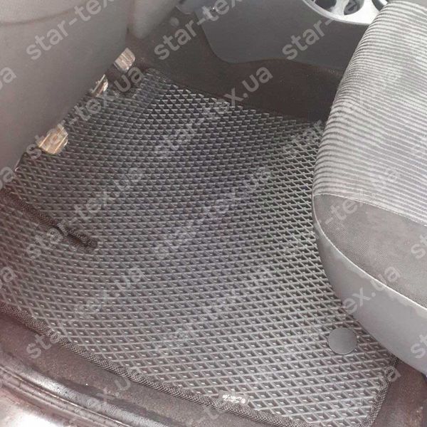 Комплект ковриков в салон на Dacia Logan I (2004 - 2012) EVA/Ромб Черный/Черный 10585-01-21-41 фото 2